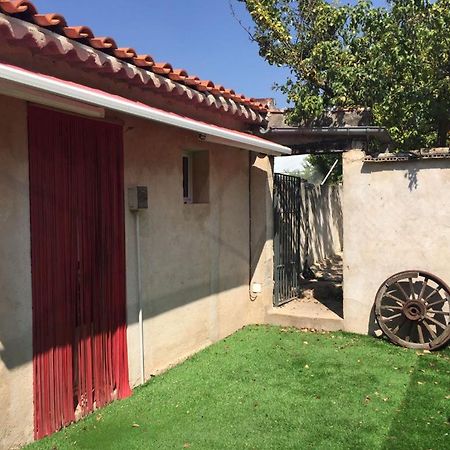 Casa Rural La Navarra Вильярробледо Экстерьер фото